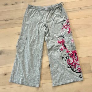 HTF! Y2K Victoria's Secret Metallic Foil Cargo Capris Cotton Velvet Graphics XS